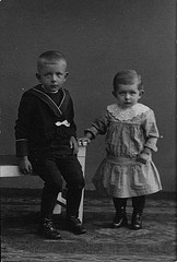 Gerrit and Mien Woordes (brother and sister).